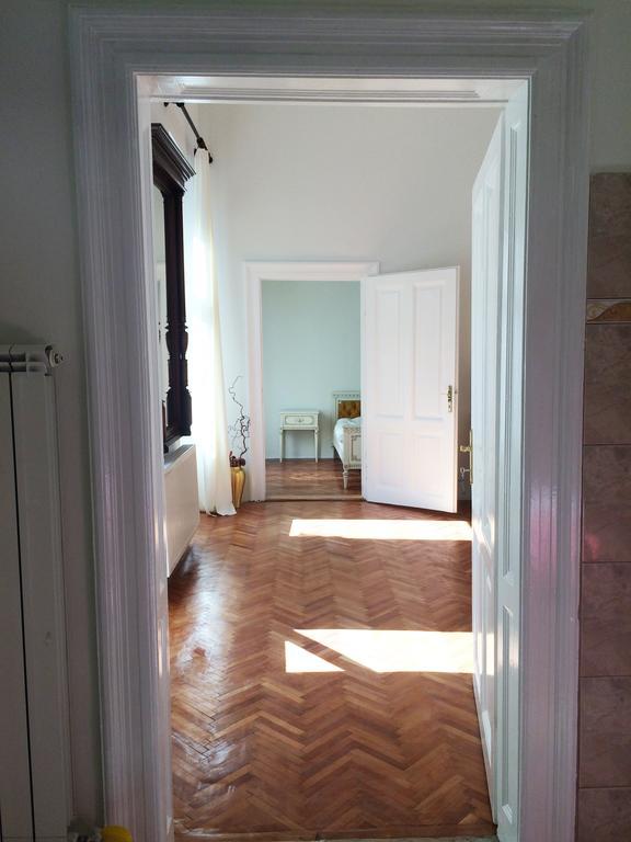 Contessa Apartment Cluj Napoca Esterno foto