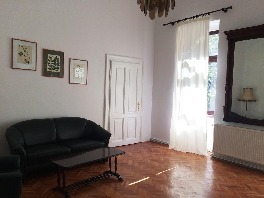 Contessa Apartment Cluj Napoca Esterno foto